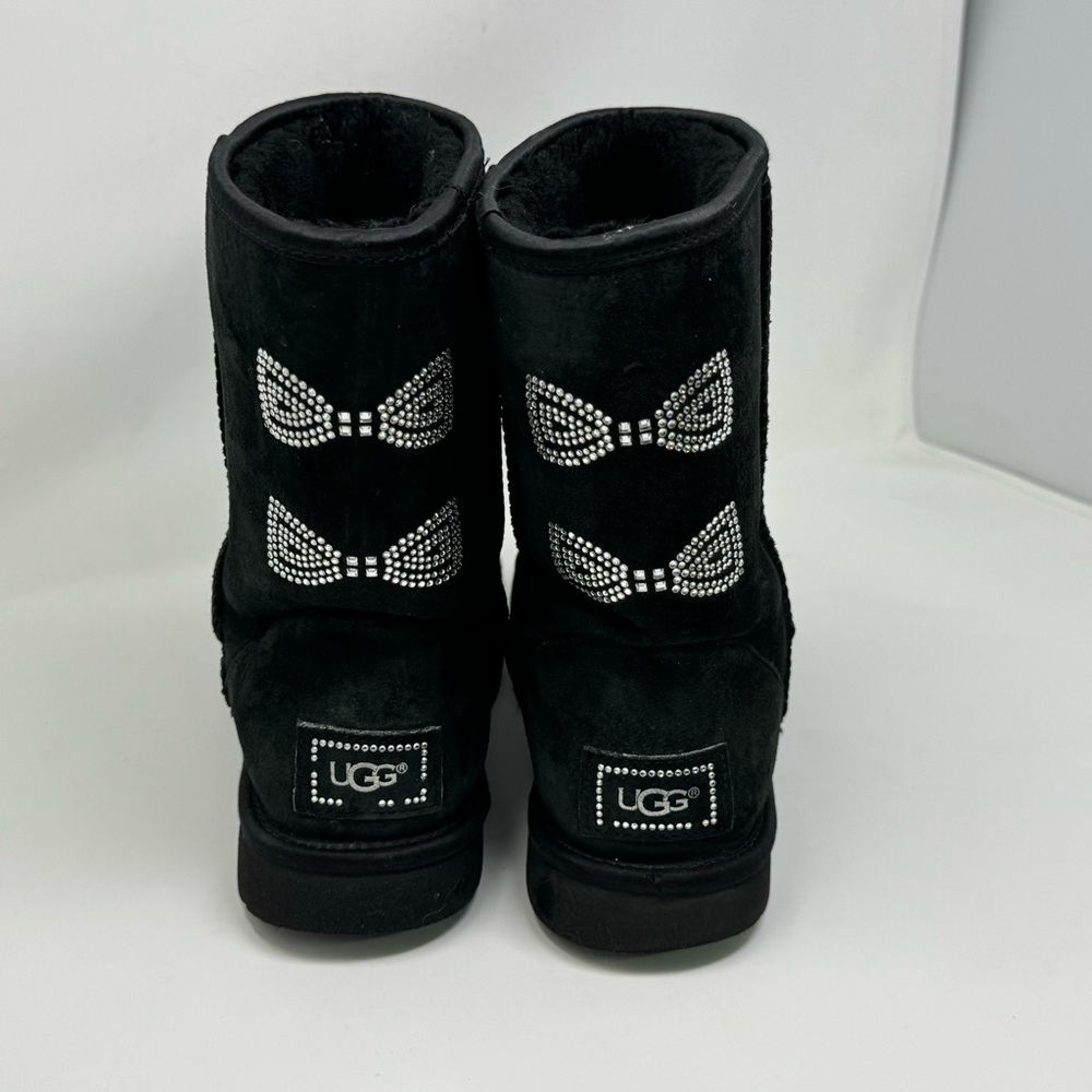 UGG AUSTRALIA Crystal Bow 1006698 Short Blk sz 10